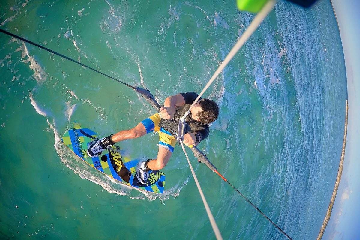 Kitesurfing From Beginner and Tips to Pro Techniques