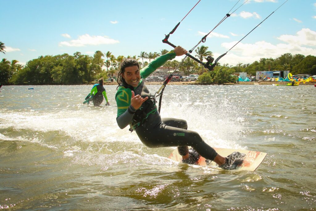 Kitesurfing