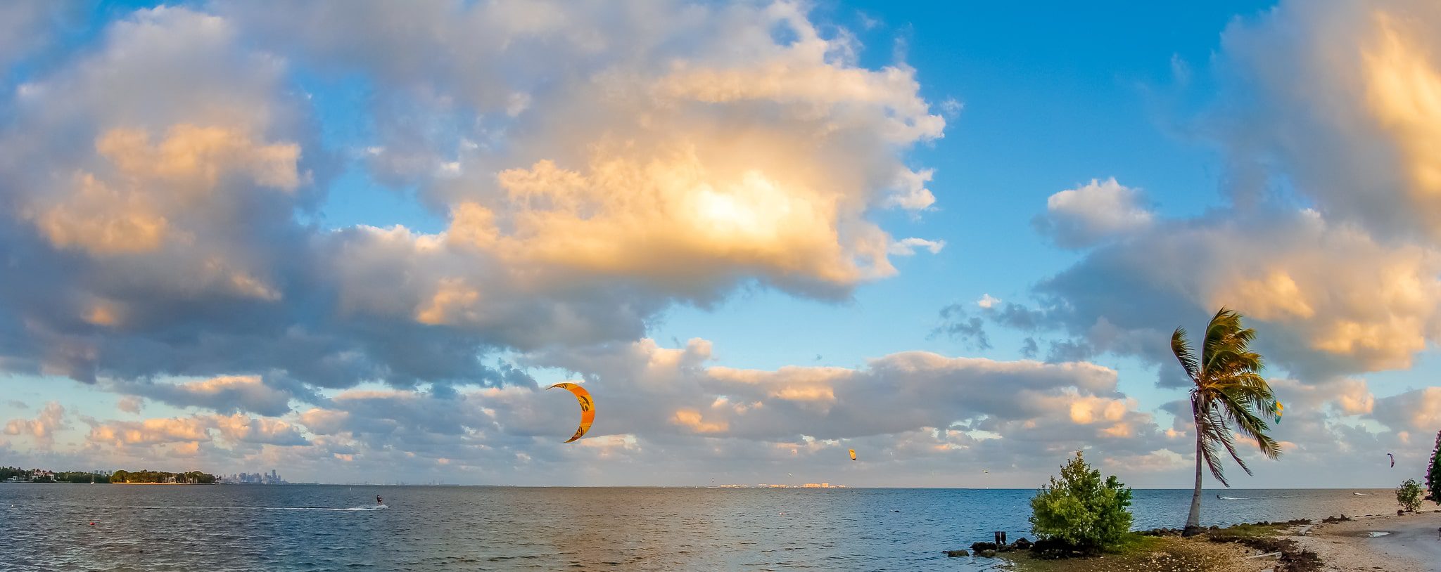 Kitesurfing